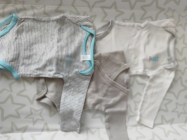 Bodies talla 50-53cm recién nacido y 1 m