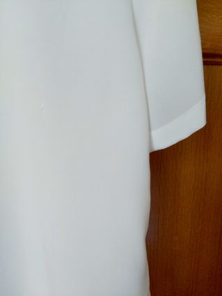 Blusa blanca T-54 AV-Avril