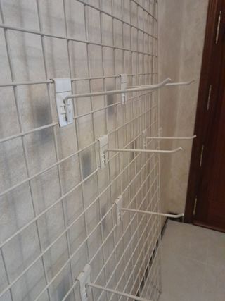 Panel de rejilla para comercio