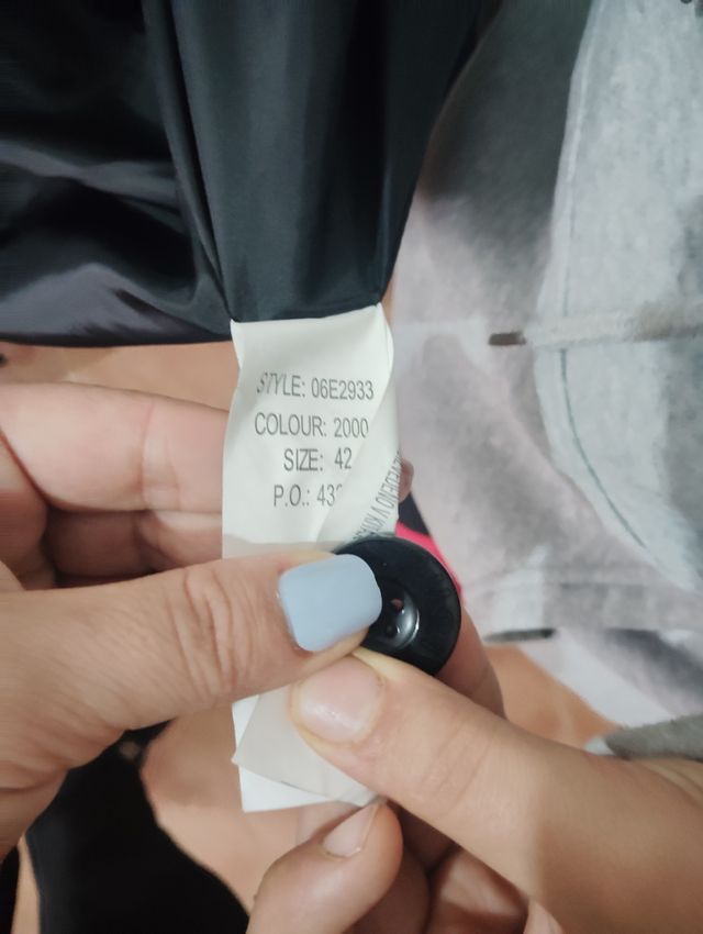 CAPPOTTO NERO DISUGUALE