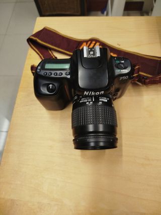 Cámara fotos Nikon F50