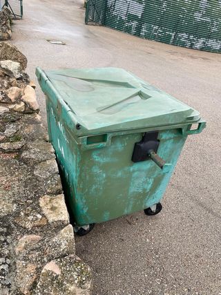 Contenedor de basura 800 litros