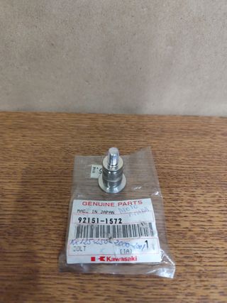 Tornillo pedal de freno Kawasaki kx