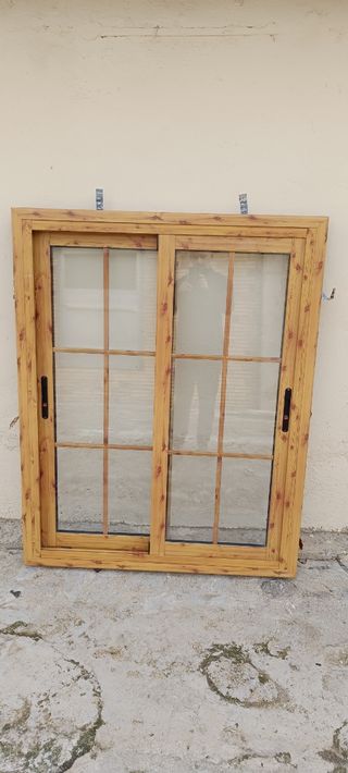 Ventana aluminio efecto madera