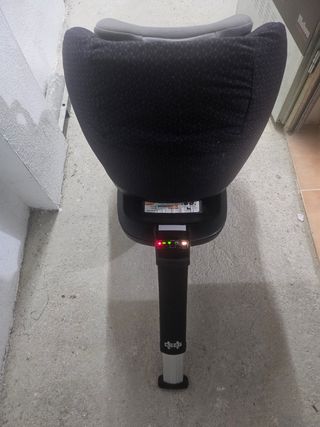 Silla de bebé isofix   bebe confort- maxi cosi 