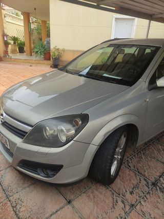 Opel Astra 2005