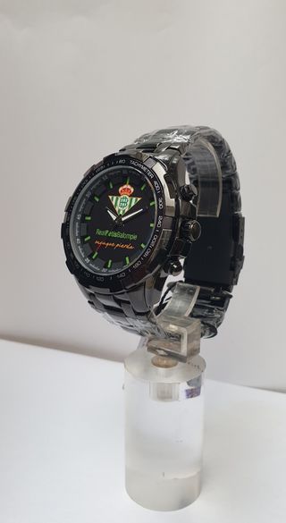 RELOJ REAL BETIS, ESCUDO GRABADO EN LA CORREA INOX
