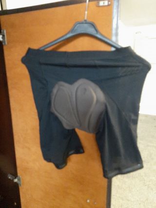 Ropa de ciclismo, chaqueta xl,pantalón peto m,