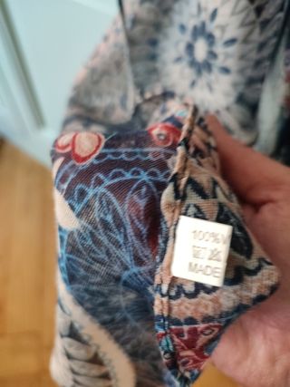Pañuelo o foulard estampado.
