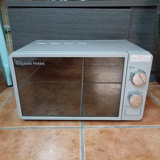 Microondas Russell Hobbs