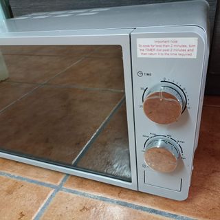 Microondas Russell Hobbs