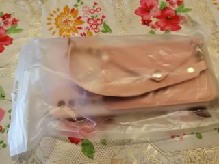 Cover a forma di borsetta