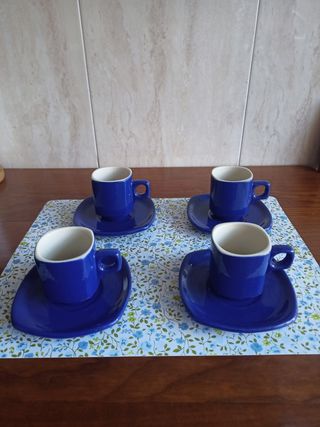 Juego de 4 pocillos de café, de Burelarte.