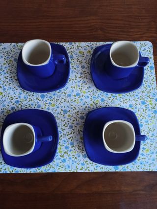 Juego de 4 pocillos de café, de Burelarte.
