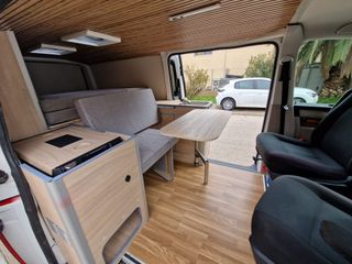 Camper Volkswagen Transporter 2017