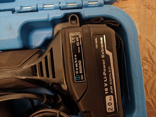 Crimpadora bateria Cembre