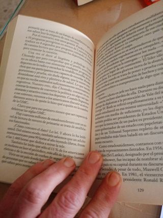 ESTUPIDOS HOMBRES BLANCOS