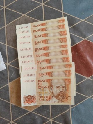10 billetes correlativos 200 pesetas 1980