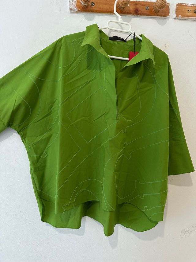 camisa tops carolina herrara