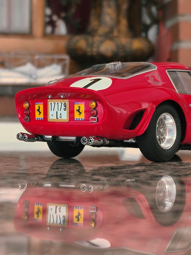 1:18 Ferrari 250 GTO, CMC