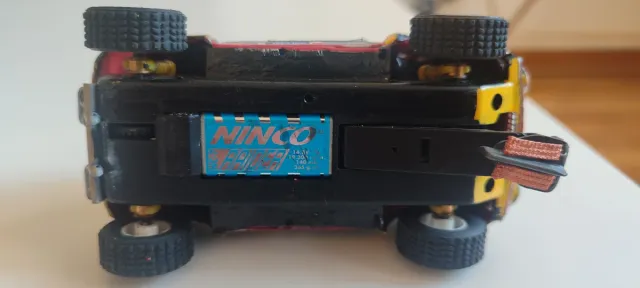 Coche slot artesanal raid scalextric