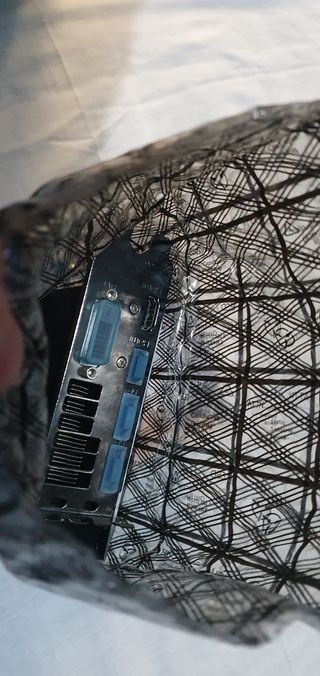 Scheda video Radeon RX570 4GB Sapphire