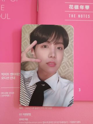 ÁLBUM PERSONA V3 BTS