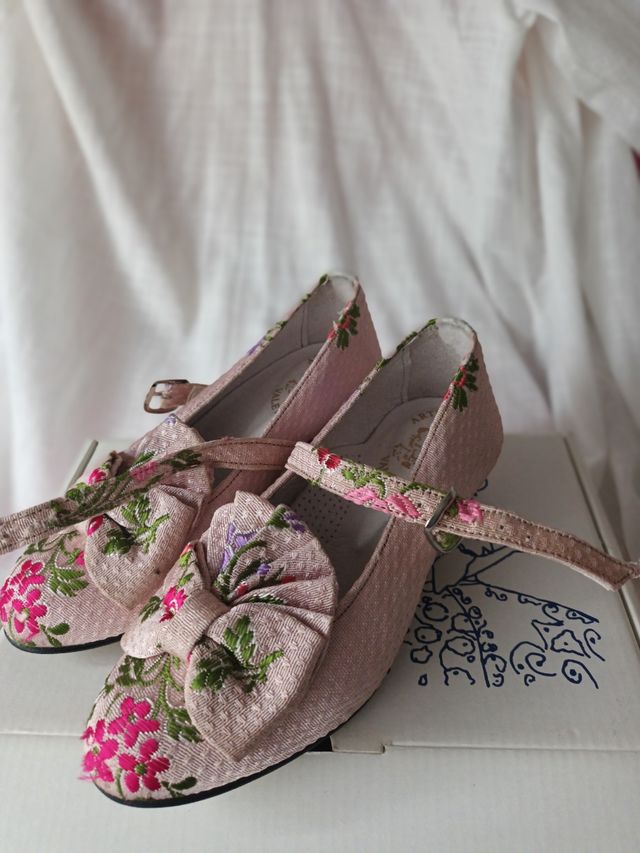 Traje fallera de niña (dos corpiños)