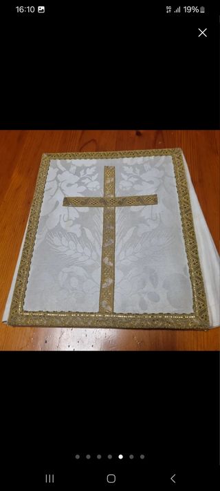 Carpeta corporal litúrgica antiguo