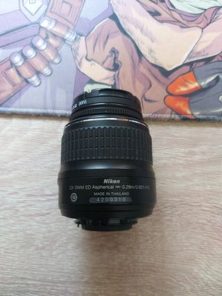 Nikon D60 - Réflex Digital 10.2 MP + DX VR 18-55mm