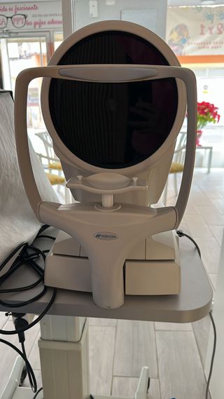Autorrefractometro topografo corneal TOPCON