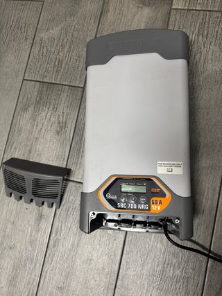 Cargador baterias de 220v a 12v 60a