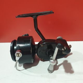Carrete de pesca Mitchel 330