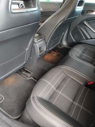 Mercedes-Benz Clase CLA 220