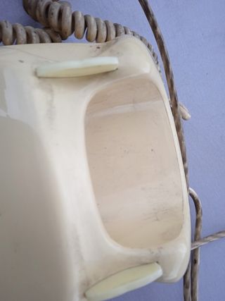 Teléfono antiguo