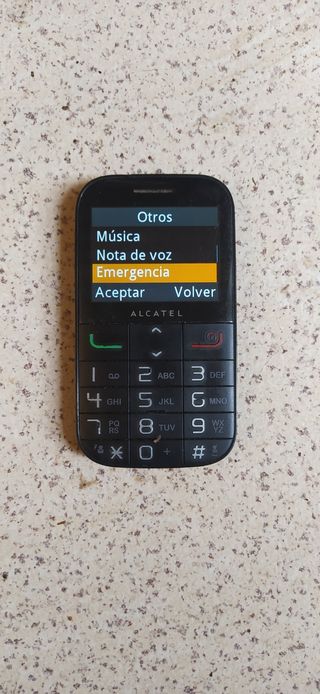 Movil teclado grande...ALCATEL