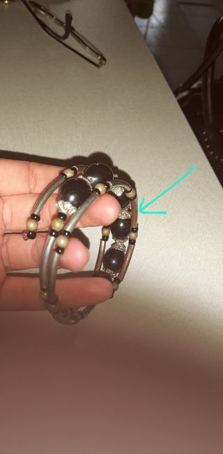 Bracciale allungabile in metallo e pietr
