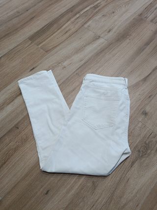 Pantalón skinny