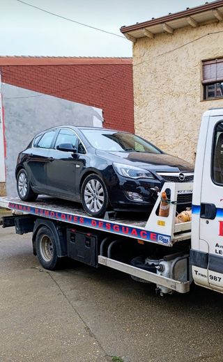 TRANSPORTE VEHÍCULOS GRUA PORTACOCHES