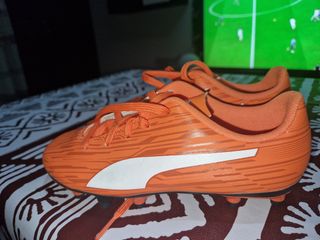 Botas tacos niño futbol
