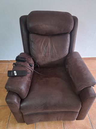 Sillón reclinable motorizado