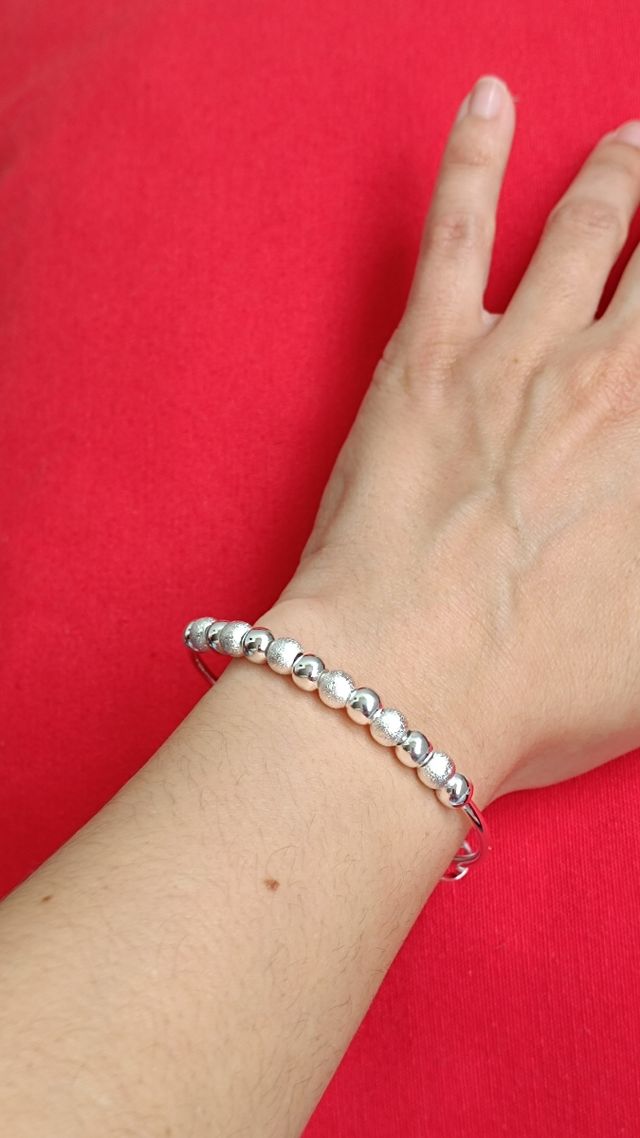 Pulsera plata bolitas