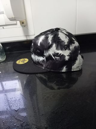 Gorra adidas