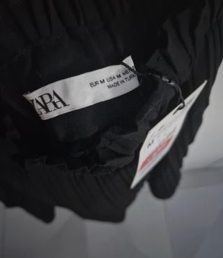 Falda plisada Zara