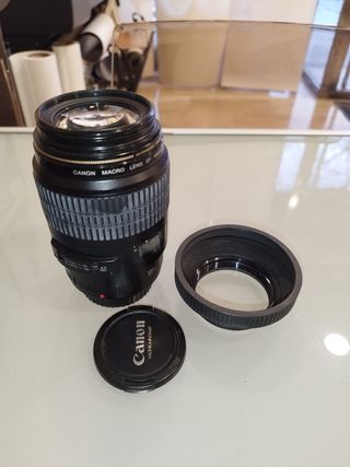 Canon EF 100 mm 1:2.8 USM macro