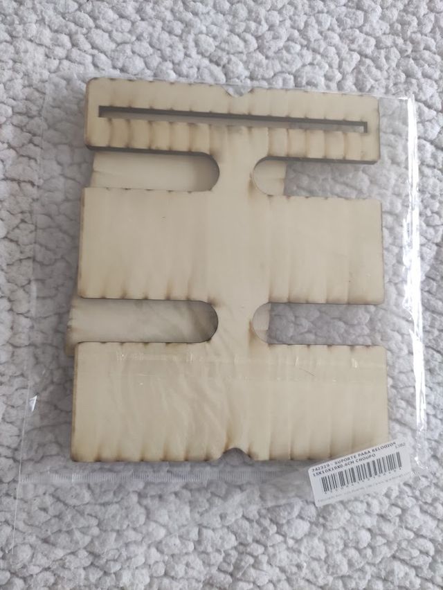 Suporte para Relógios - Choupo