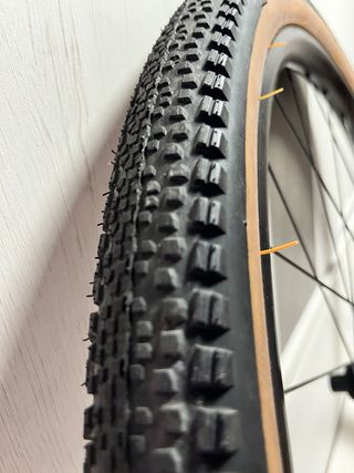 Ruedas Black Jack gravel