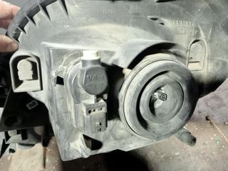 Faro derecho de Renault trafic