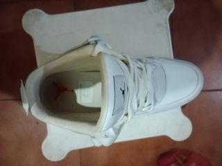 Jordan 4 blancas