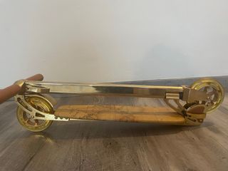 Monopattino  Zaino 1 classe Alviero Martini